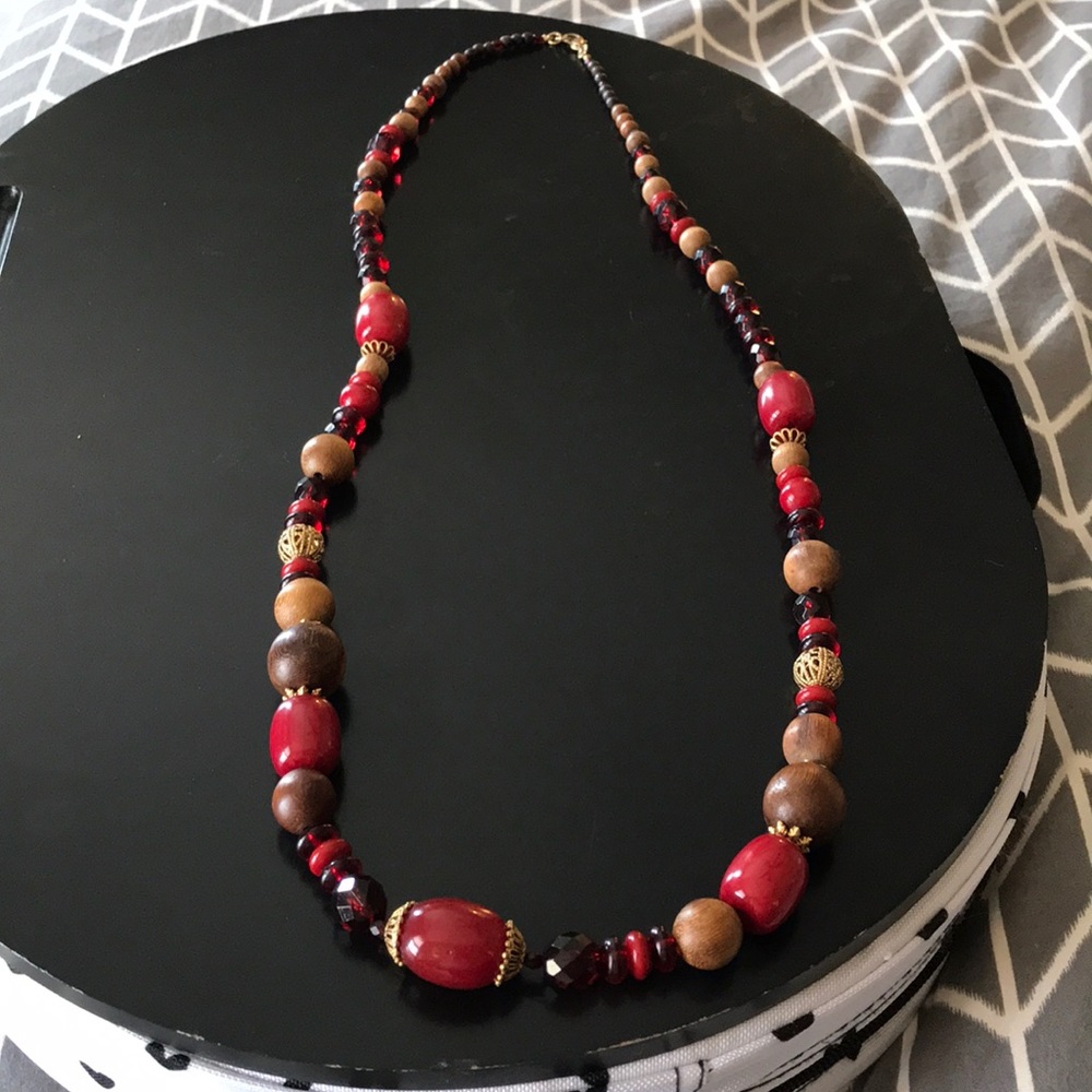 Long necklace with red and wooden beads